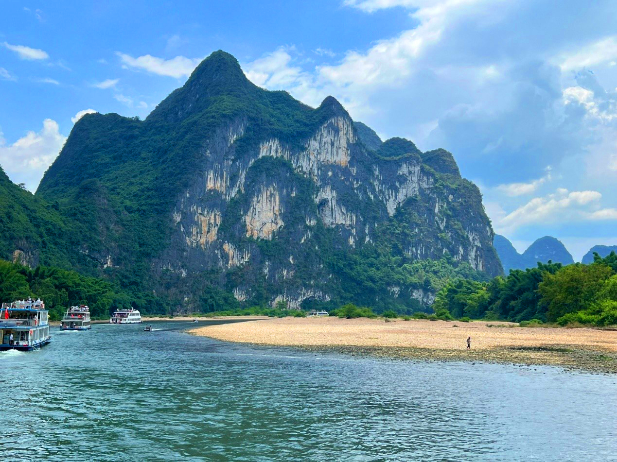 （五）九马画山.jpg